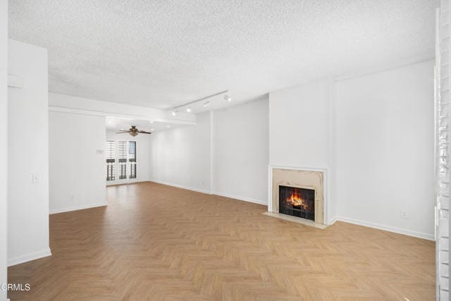 Building Photo - 813 N Monterey St
