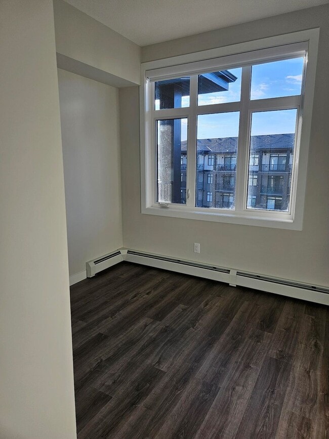 Building Photo - Bright & Modern 2-Bedroom Apartment in Seton