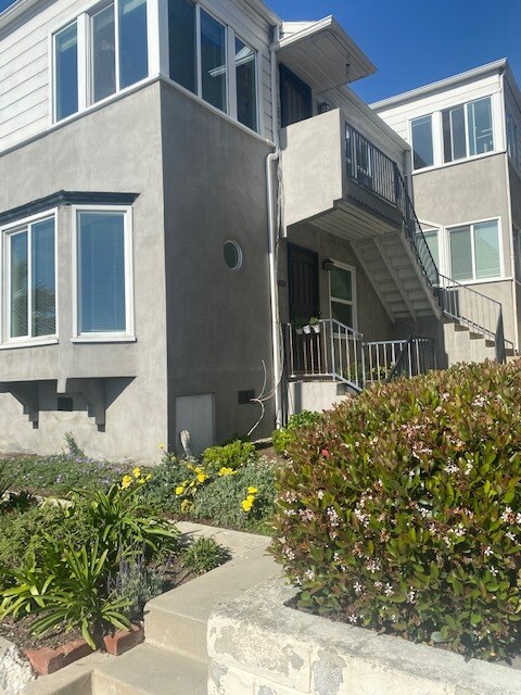 Foto principal - 1416 Hermosa Ave