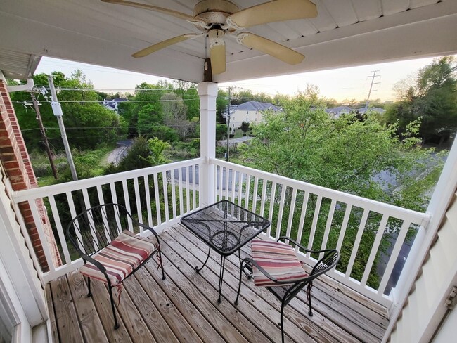 Building Photo - 339 Westbend Dr