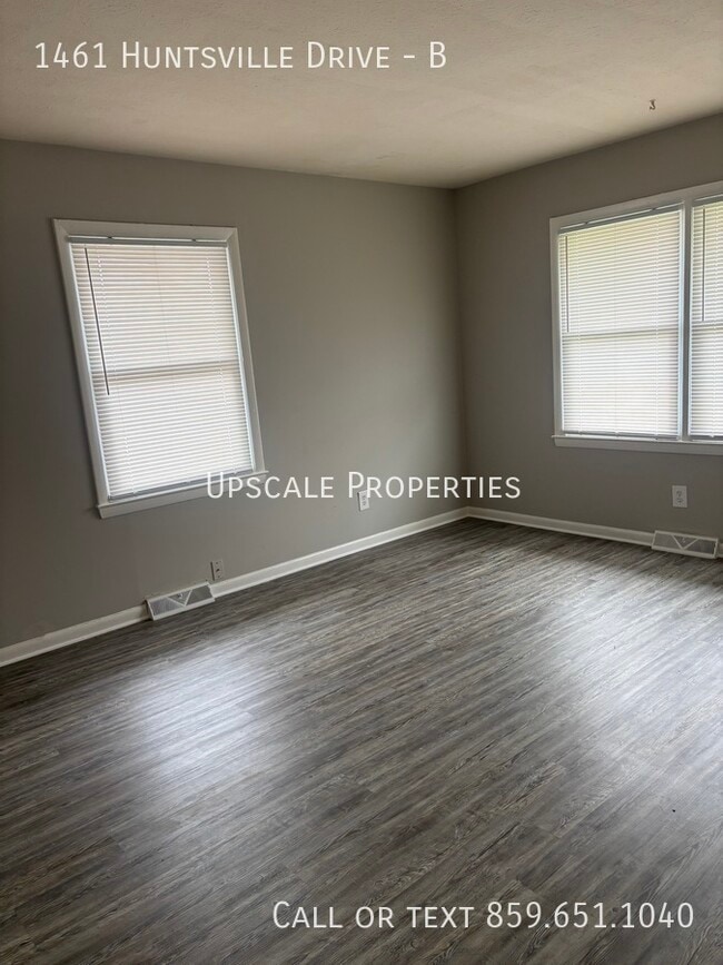 Building Photo - 1461 Huntsville Dr