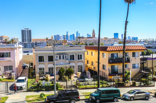 Foto del edificio - 747 S New Hampshire Ave