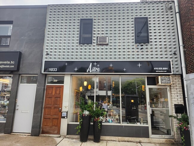 Building Photo - 1033 St Clair Av W