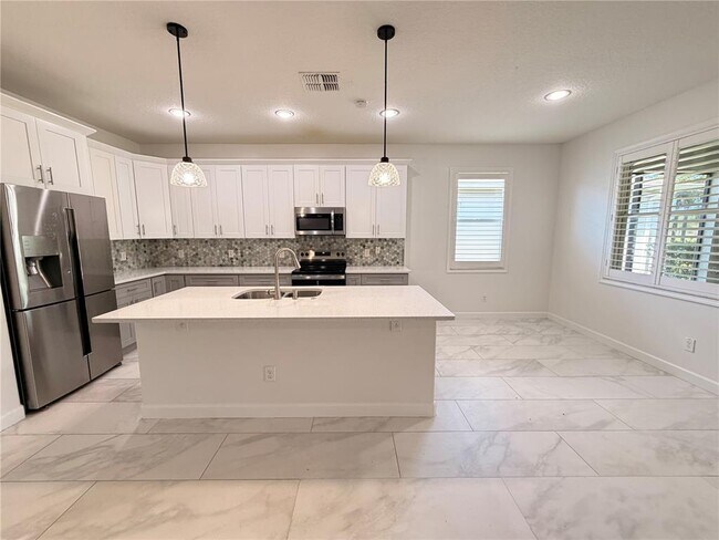 Building Photo - 2347 Crosston Cir