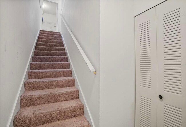 Foto del edificio - 5468 E Michigan St