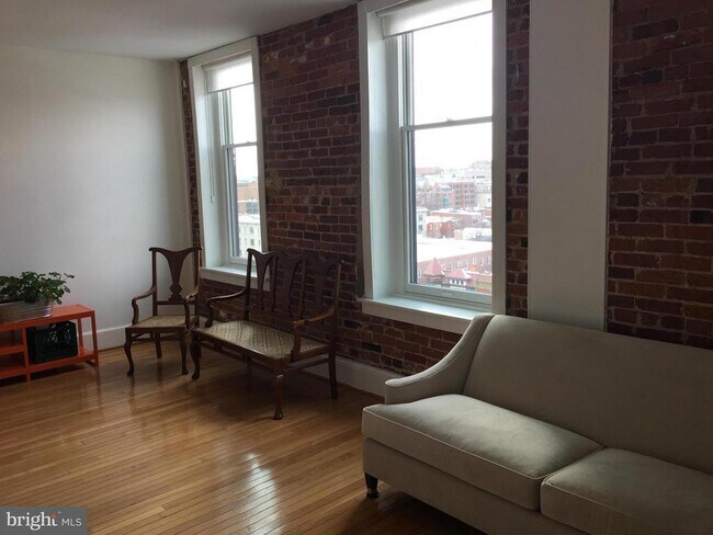 Foto del edificio - 1615 Q St NW