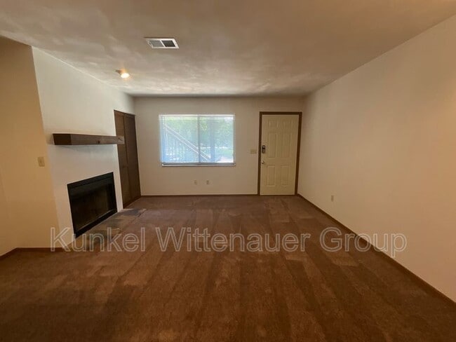 Building Photo - 52 Pepperwood Ct