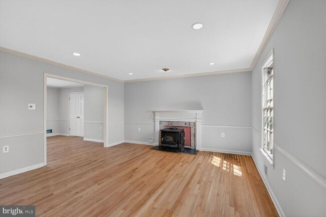 Building Photo - 21733 Oatlands Rd