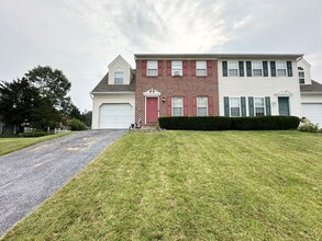 Building Photo - 70 Freys Rd
