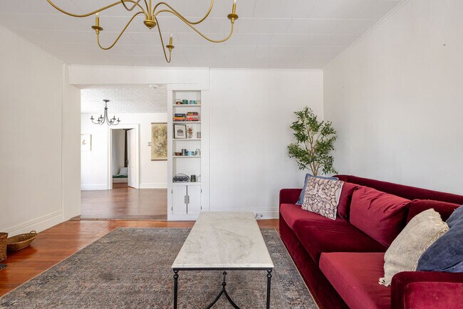 Foto del edificio - 552 Columbia St