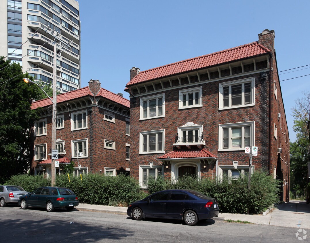 Primary Photo - Heath St Housing Co-Op Inc