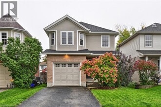 Building Photo - 216 Pineland Ct