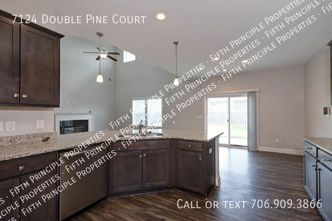 Foto del edificio - 7124 Double Pine Ct
