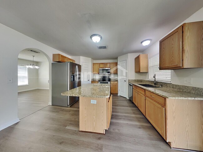 Foto del edificio - 4618 Newbourne Way