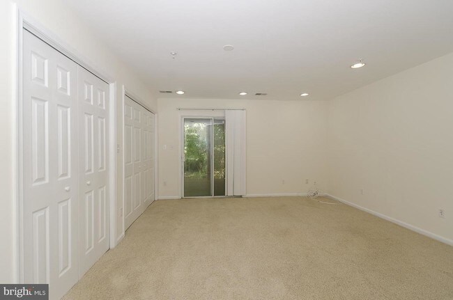 Building Photo - 501 Captain John Brice Way