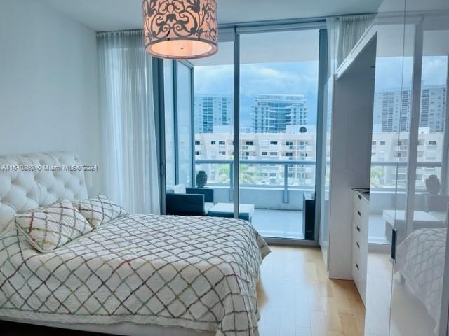 Foto del edificio - 6799 Collins Ave