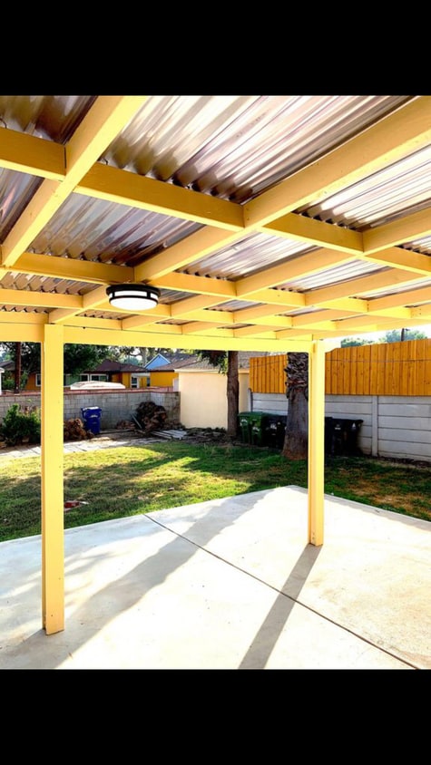 Backyard and patio area - 19754 Saticoy St