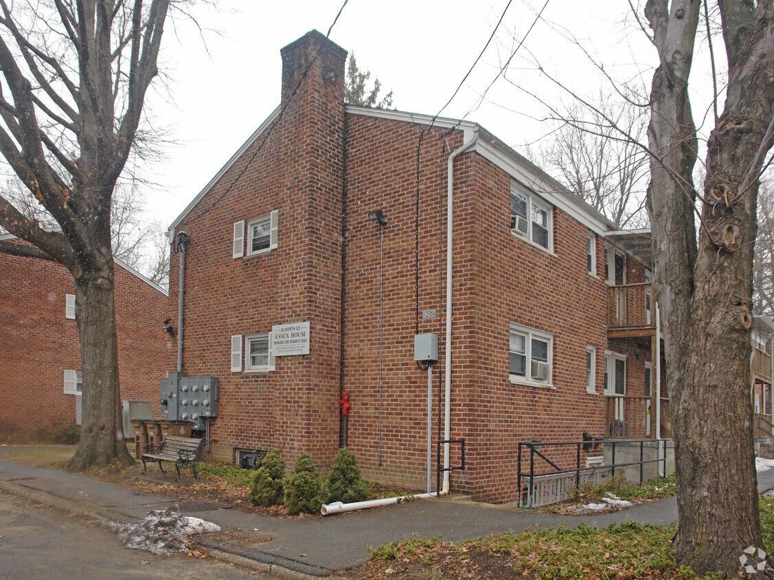 Building Photo - Essex House Condominiums