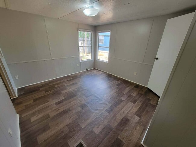Building Photo - 109 Embert Ln