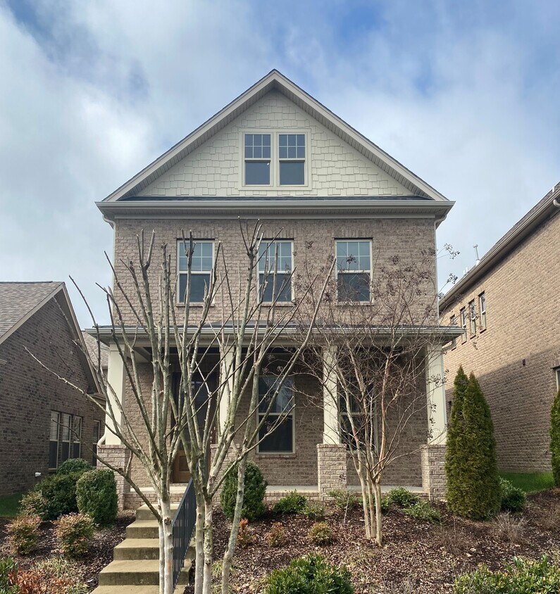 133 Ashcrest Point, Hendersonville, TN 37075 House Rental in