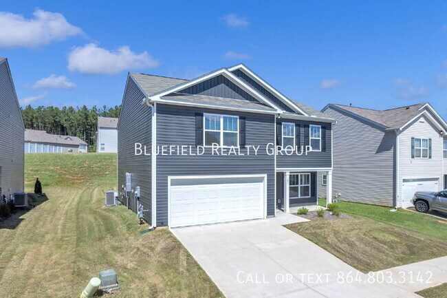 Building Photo - 107 Ashwood Wy