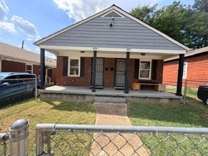 Building Photo - 859 Josephine St