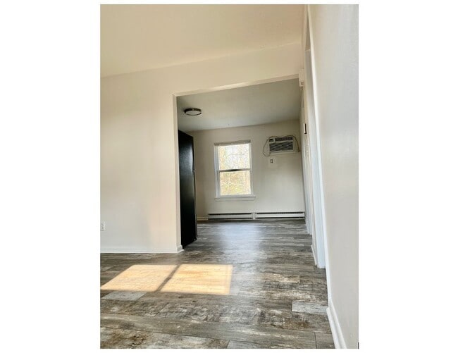 Photo - 139 Hendricks Blvd Apartment