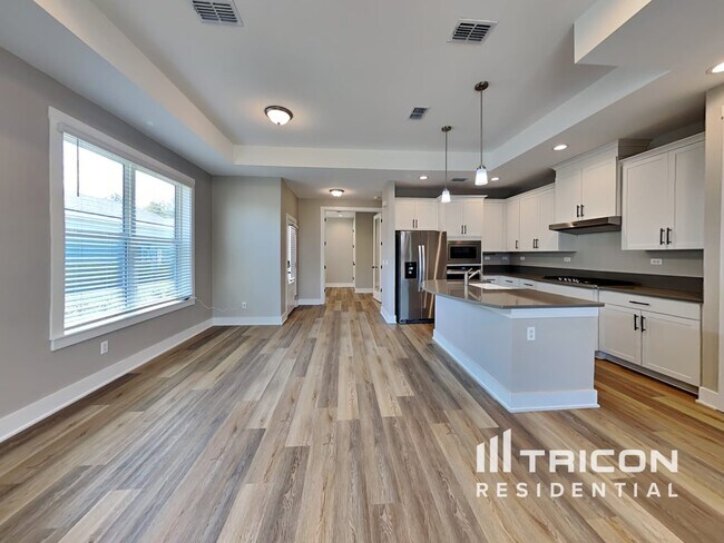 Foto del edificio - 398 Charlie Way