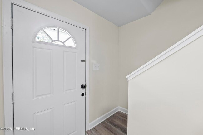 Foto del edificio - 11359 Bedford Oaks Dr