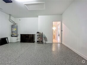 Building Photo - 2126 Yellowfin Cir