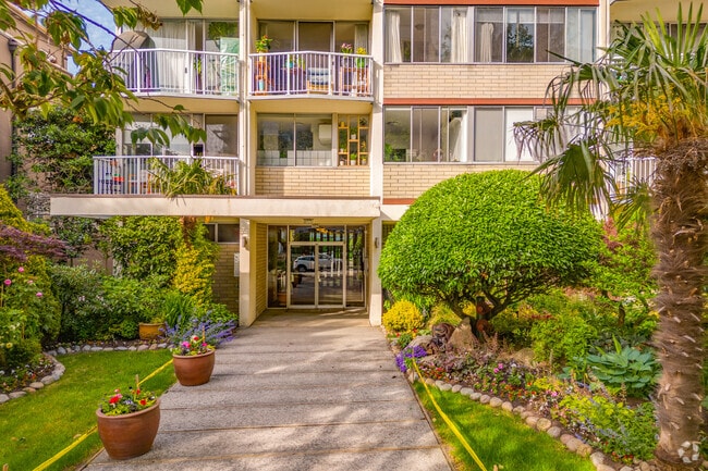 Building Photo - 1765 Pendrell Street