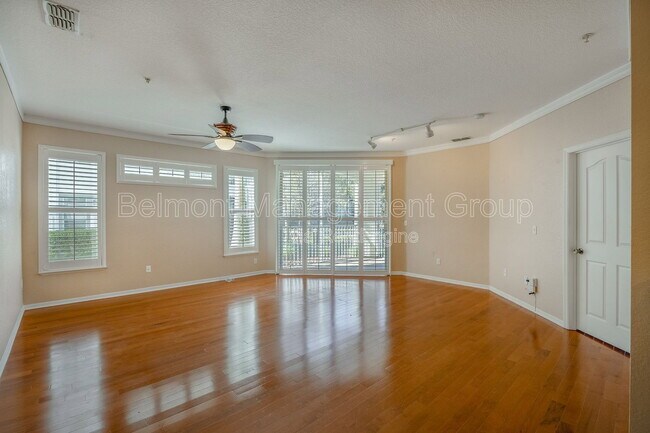 Foto del edificio - 2705 Maitland Crossing Way