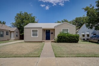 Building Photo - 2320 26th St