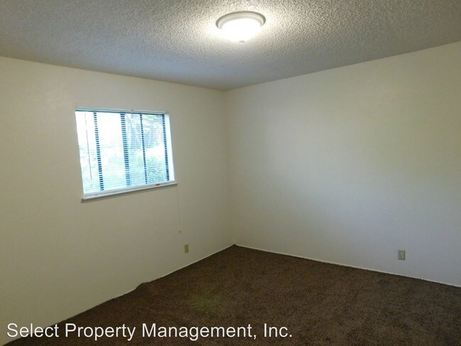 Building Photo - 2 br, 1 bath Apartment - 714 Willow Street