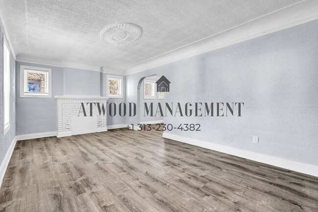 Building Photo - This beautifully updated 2-bedroom, 1-bath single-family home is ready for move-in!