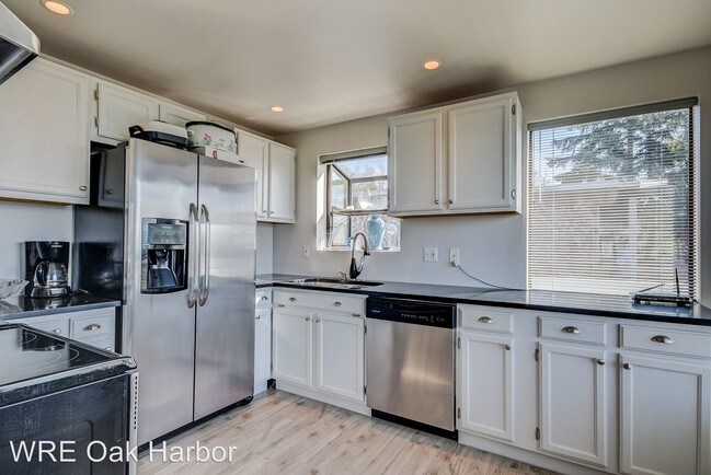 Building Photo - 2 br, 1.5 bath House - 2026 Fircrest Ave.