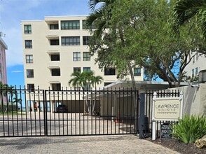 Building Photo - 97 Sunset Dr