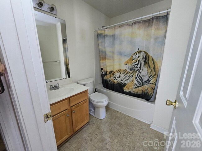 Foto del edificio - 639 Fawnborough Ct