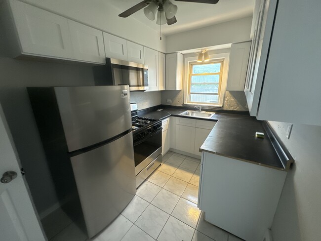 Building Photo - 3633 178th St