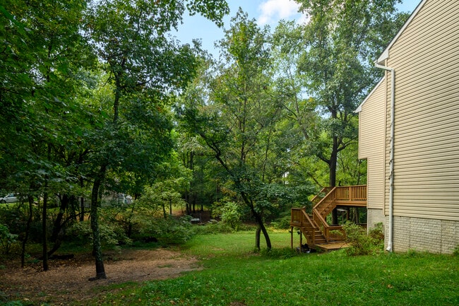 Building Photo - 144 Midland Rd