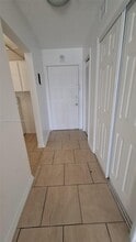 Building Photo - 6950 Miami Gardens Dr