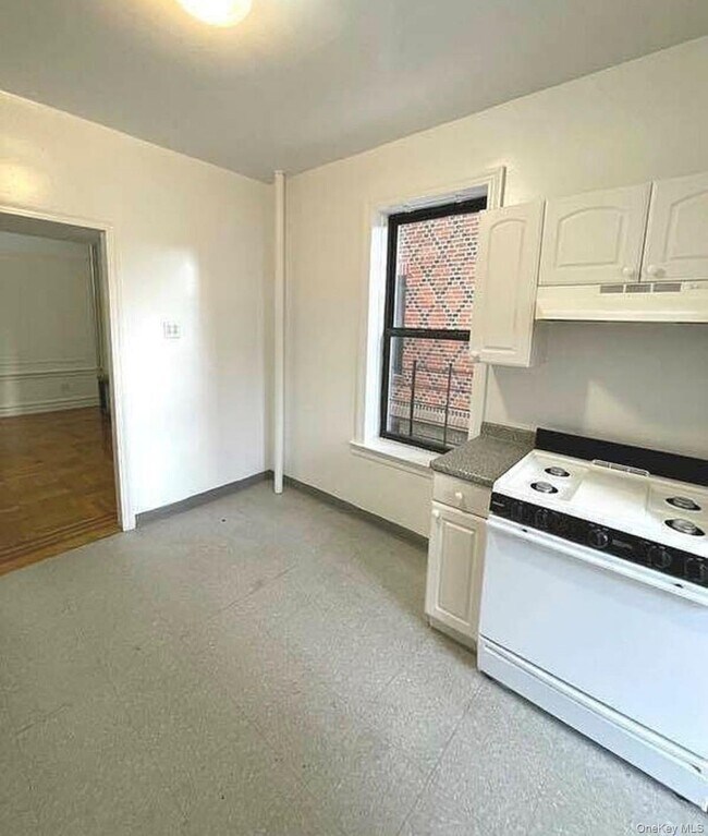 Foto del edificio - 42-35 159th St