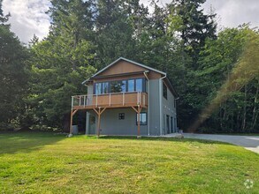 Building Photo - 10593 Halloran Rd