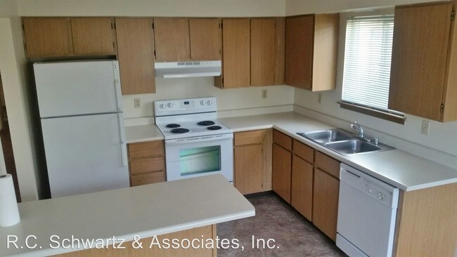 Foto del edificio - 4715-4715 N Sullivan Rd