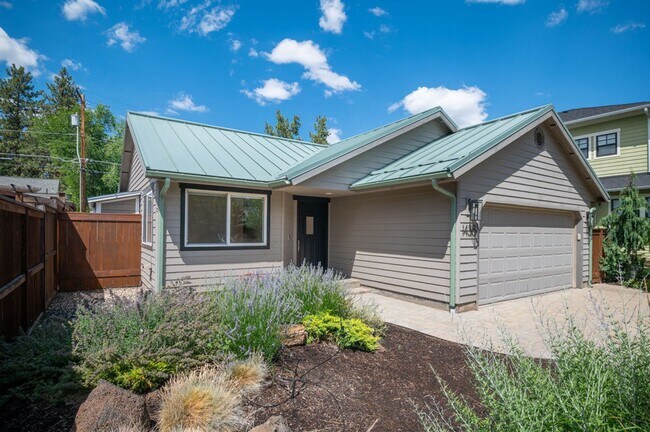 Foto del edificio - Quintessential Bend Living - 3 Bed | 2 Bat...
