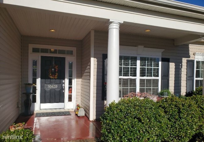 Foto del edificio - 4 br, 2 bath House - 10439 Tintinhull Drive