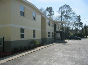 Building Photo - 3801 Almeda St