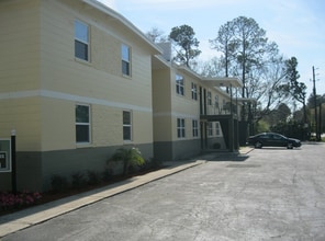 Building Photo - 3801 Almeda St