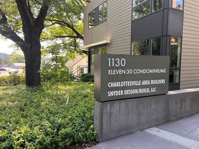 Foto del edificio - 1130 E High St