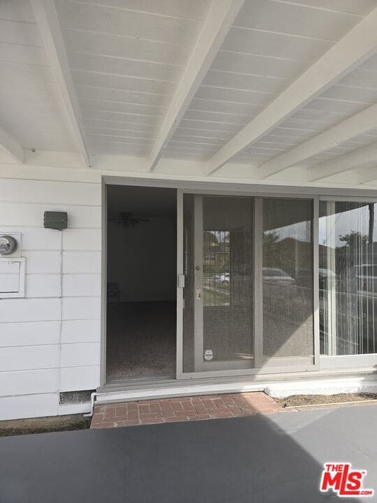 Foto del edificio - 6243 S Fairfax Ave